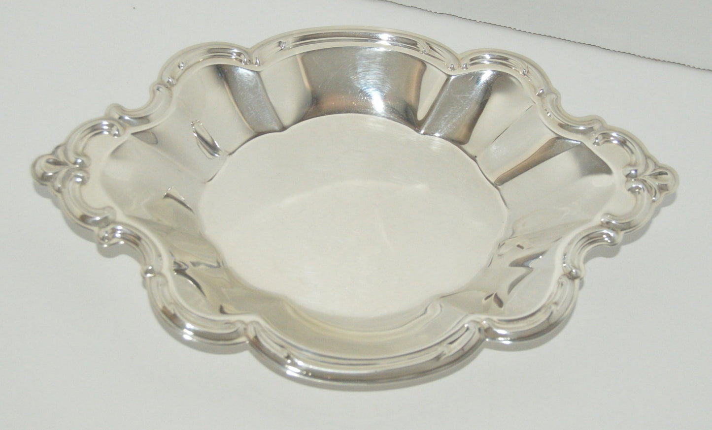 International Silver Company silver plated Candy Dish (preowned ) 1950s era