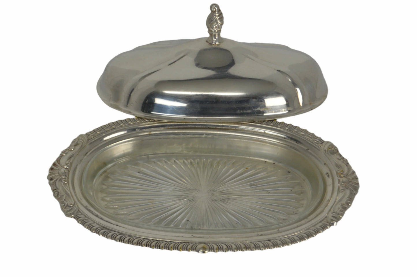 Vintage silver-plated Butter Dish, very good condition, with glass plate for bottom