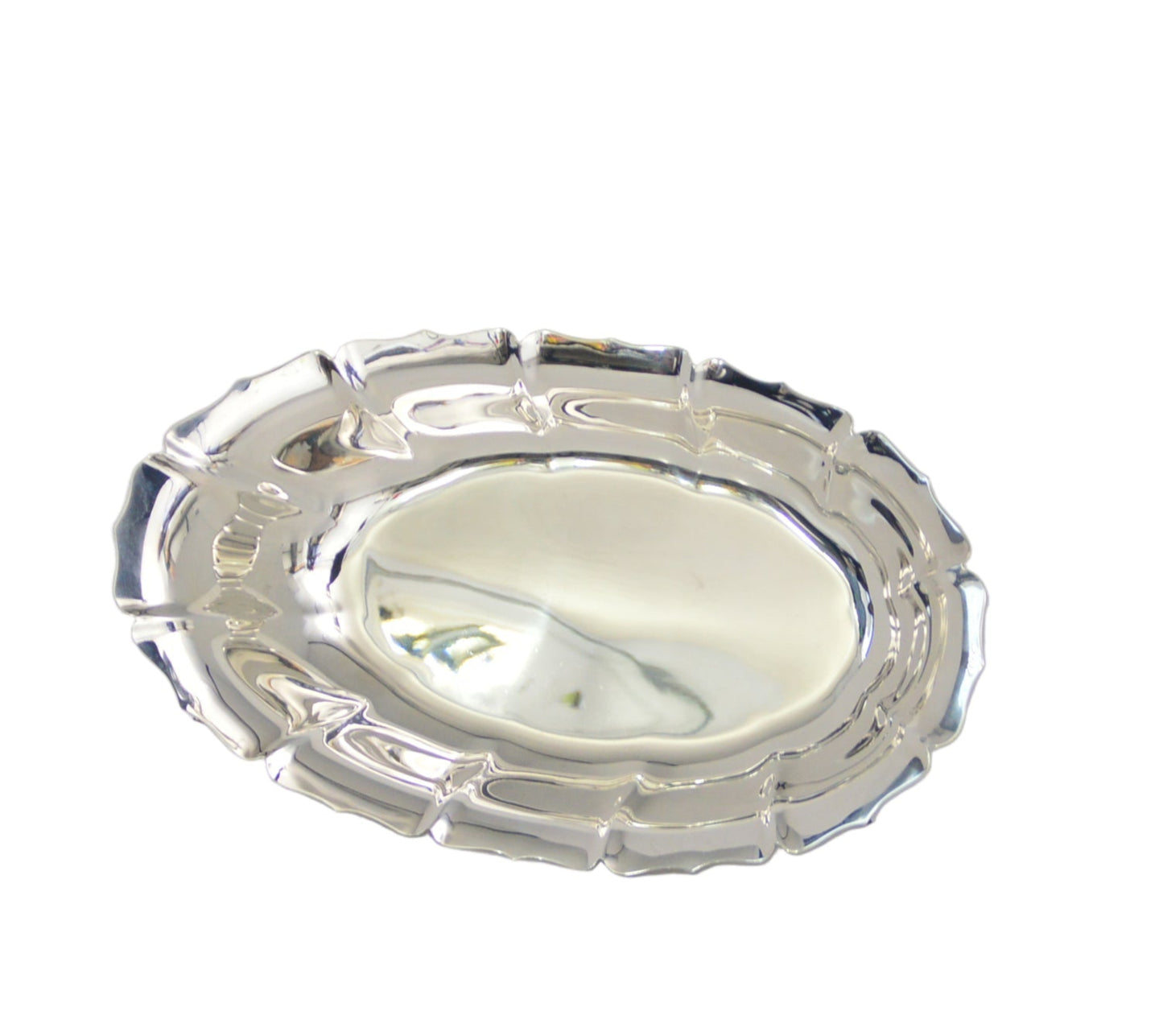 Vintage Bread or serving dish 12"long X 6 1/2" wide X 1 1/2" deep by Lunt silver-plated (pre-owned) very good condition.