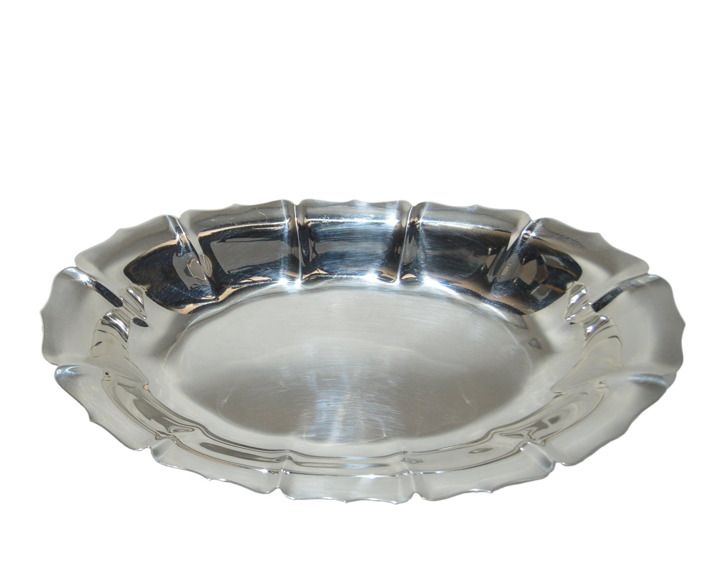Vintage Bread or serving dish 12"long X 6 1/2" wide X 1 1/2" deep by Lunt silver-plated (pre-owned) very good condition.
