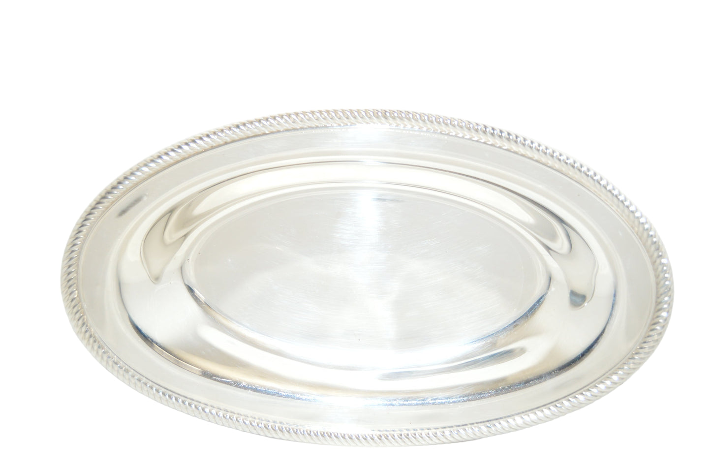 Vintage International Silver Co. Oval Silver Plated Bread server/dish.