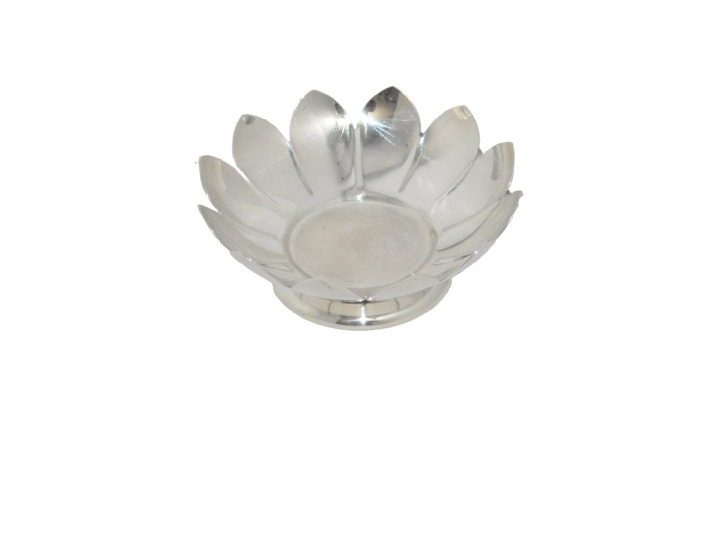 Vintage silver-plated Water Lily Lotus Pedestal Bowl/dish by Reed & Barton 3002 very good condition