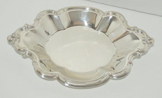 International Silver Company silver plated Candy Dish (preowned ) 1950s era