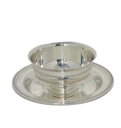 Vintage Chip and Dip Bowl with platter attached by Oneida (preowned)