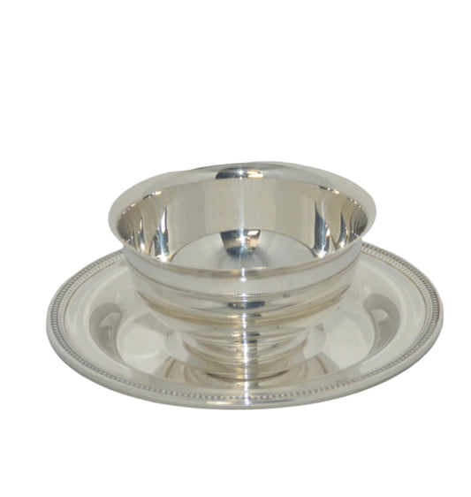 Vintage Chip and Dip Bowl with platter attached by Oneida (preowned)