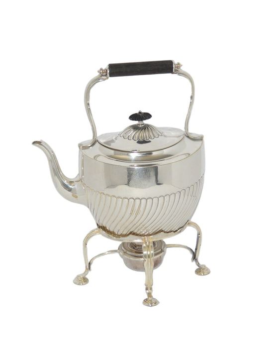 Vintage silver-plated (pre-owned) kettle with stand lid spirt burner by Elkington & Co..